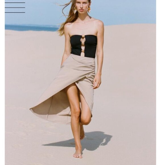 Zara Midi with Side Slit and Asymmetrical Ruching Skirt Size M NWT - Picture 1 of 10